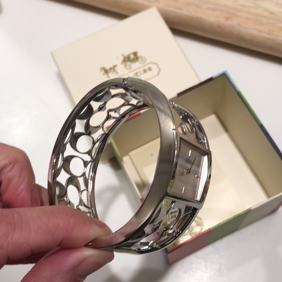 COACH bracelet watch - Picture 7 of 12